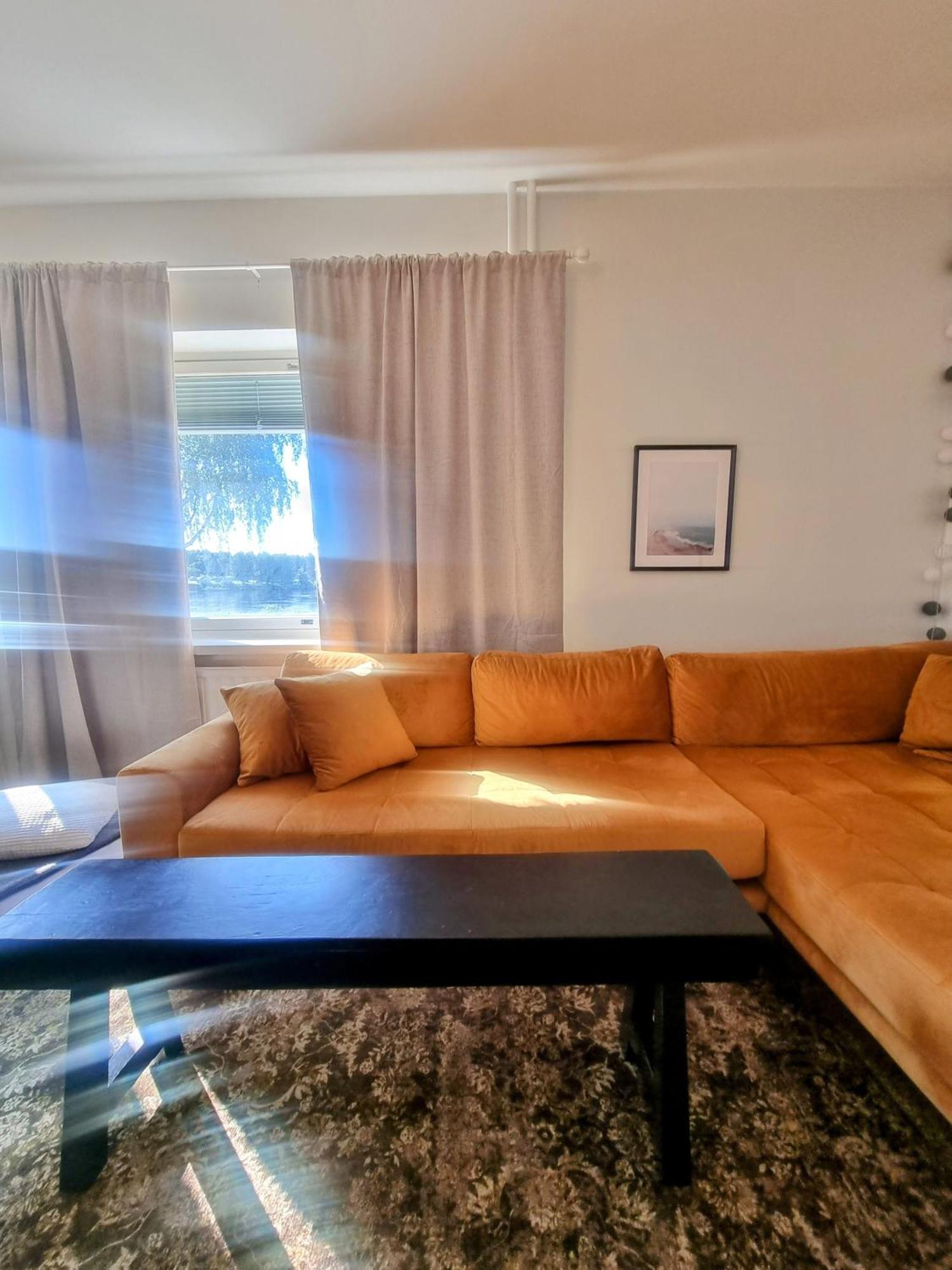 Holiday Pink Pearl Apartment โรวานิเอมิ ภายนอก รูปภาพ